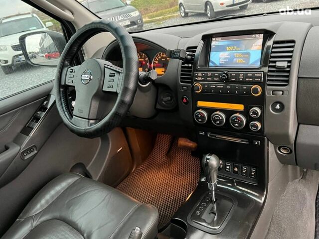 Черный Ниссан Патфайндер, объемом двигателя 2.5 л и пробегом 253 тыс. км за 9690 $, фото 39 на Automoto.ua