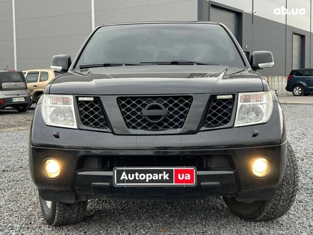 Черный Ниссан Патфайндер, объемом двигателя 2.5 л и пробегом 253 тыс. км за 9690 $, фото 1 на Automoto.ua