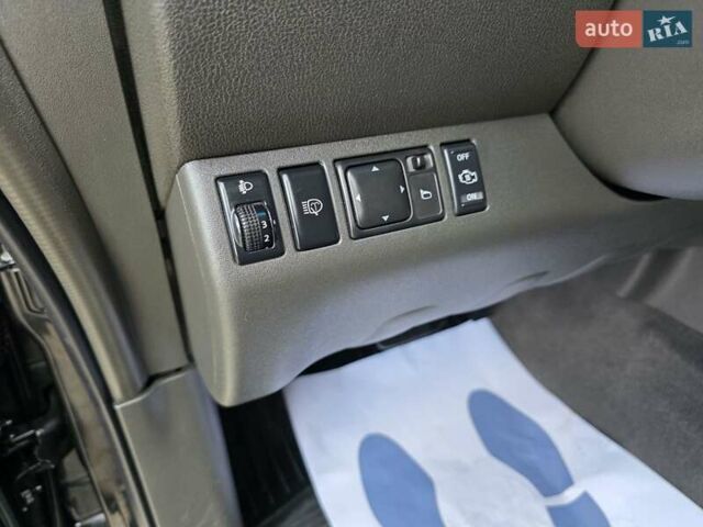 Ниссан Патфайндер 2007 в Хмельницком на Automoto.ua Черный Ниссан Патфайндер, объемом двигателя 2.5 л и пробегом 237 тыс. км за 9333 $, фото 119 на Automoto.ua
