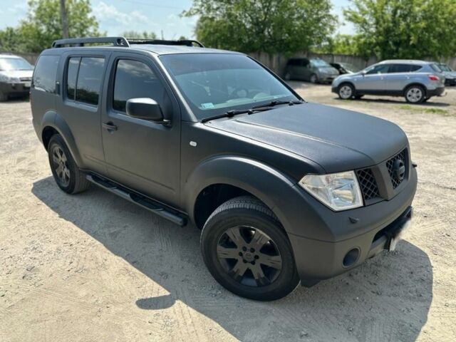 Ниссан Патфайндер 2007 в Ровно на Automoto.ua Черный Ниссан Патфайндер, объемом двигателя 2.5 л и пробегом 370 тыс. км за 6500 $, фото 2 на Automoto.ua