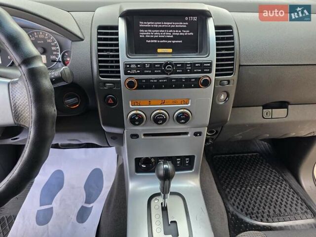 Ниссан Патфайндер 2007 в Хмельницком на Automoto.ua Черный Ниссан Патфайндер, объемом двигателя 2.5 л и пробегом 237 тыс. км за 9333 $, фото 124 на Automoto.ua