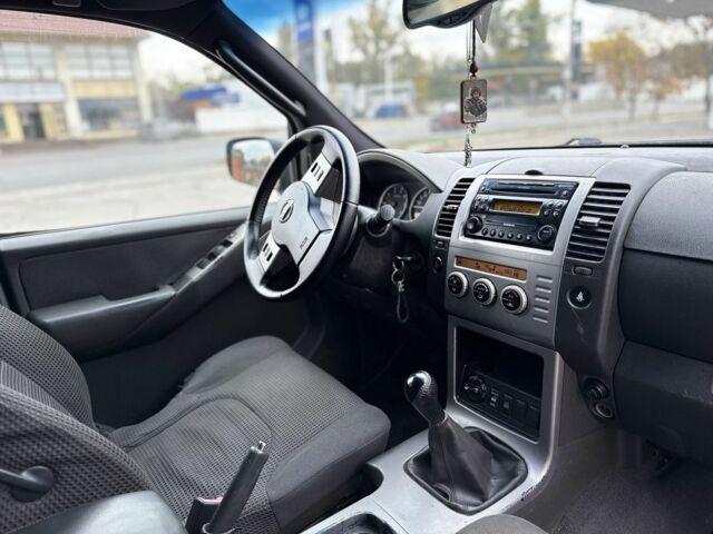 Ніссан Патфайндер 2007 у Дніпро (Дніпропетровську) на Automoto.ua Чорний Ніссан Патфайндер, об'ємом двигуна 2.5 л та пробігом 260 тис. км за 4700 $, фото 13 на Automoto.ua