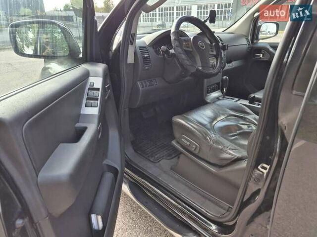Черный Ниссан Патфайндер, объемом двигателя 2.5 л и пробегом 280 тыс. км за 6700 $, фото 14 на Automoto.ua