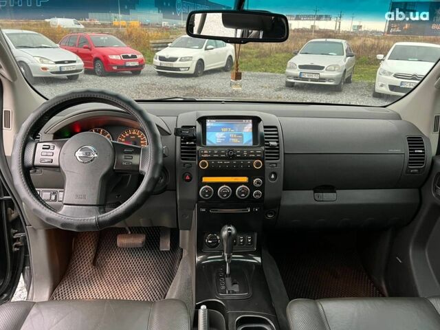 Черный Ниссан Патфайндер, объемом двигателя 2.5 л и пробегом 253 тыс. км за 9690 $, фото 35 на Automoto.ua
