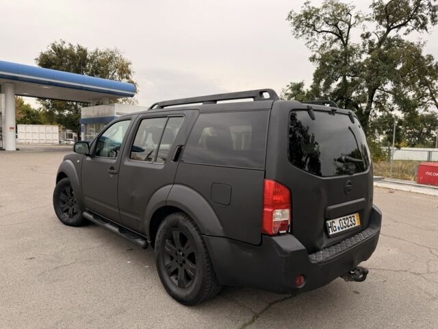 Ніссан Патфайндер 2007 у Дніпро (Дніпропетровську) на Automoto.ua Чорний Ніссан Патфайндер, об'ємом двигуна 2.5 л та пробігом 260 тис. км за 4700 $, фото 5 на Automoto.ua