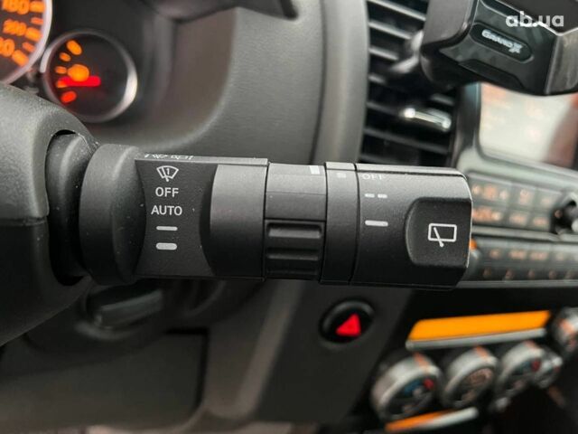 Черный Ниссан Патфайндер, объемом двигателя 2.5 л и пробегом 253 тыс. км за 9690 $, фото 23 на Automoto.ua