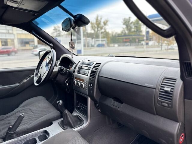 Ніссан Патфайндер 2007 у Дніпро (Дніпропетровську) на Automoto.ua Чорний Ніссан Патфайндер, об'ємом двигуна 2.5 л та пробігом 260 тис. км за 4700 $, фото 14 на Automoto.ua