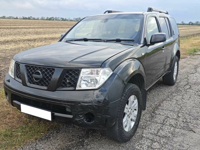 Чорний Ніссан Патфайндер, об'ємом двигуна 2.5 л та пробігом 237 тис. км за 4500 $, фото 6 на Automoto.ua