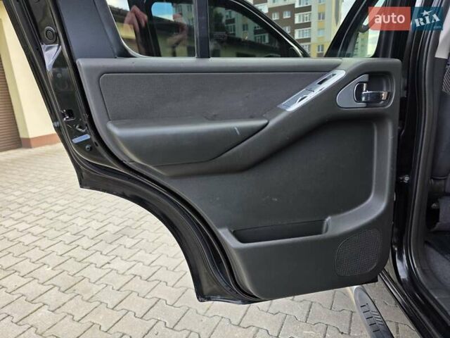 Ниссан Патфайндер 2007 в Хмельницком на Automoto.ua Черный Ниссан Патфайндер, объемом двигателя 2.5 л и пробегом 237 тыс. км за 9333 $, фото 89 на Automoto.ua