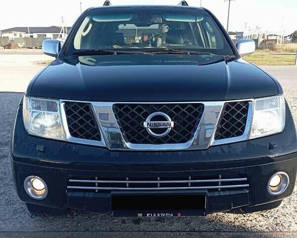 Черный Ниссан Патфайндер, объемом двигателя 2.5 л и пробегом 280 тыс. км за 6700 $, фото 4 на Automoto.ua