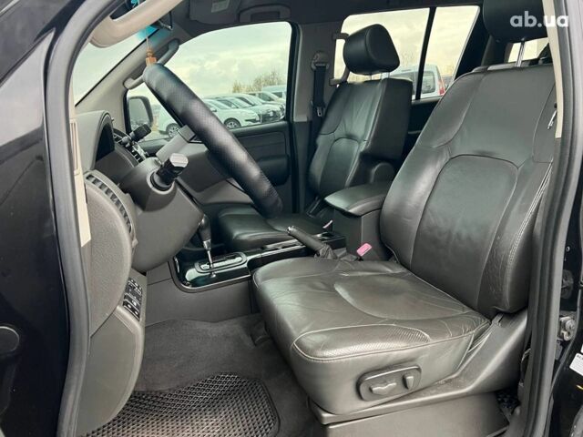 Черный Ниссан Патфайндер, объемом двигателя 2.5 л и пробегом 253 тыс. км за 9690 $, фото 16 на Automoto.ua