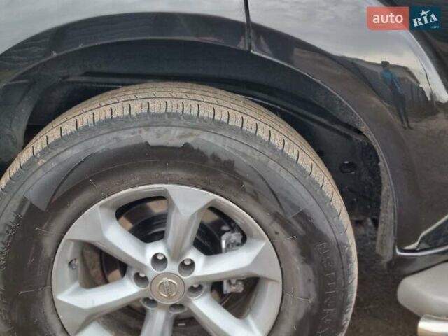 Черный Ниссан Патфайндер, объемом двигателя 2.5 л и пробегом 188 тыс. км за 10400 $, фото 5 на Automoto.ua