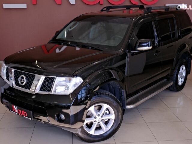 Ниссан Патфайндер 2008 в Одессе на Automoto.ua Черный Ниссан Патфайндер, объемом двигателя 2.5 л и пробегом 200 тыс. км за 10900 $, фото 1 на Automoto.ua