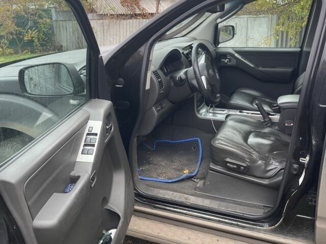 Ниссан Патфайндер 2008 в Славянске на Automoto.ua Черный Ниссан Патфайндер, объемом двигателя 0 л и пробегом 250 тыс. км за 6500 $, фото 3 на Automoto.ua