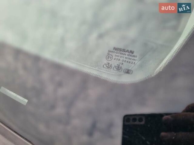 Черный Ниссан Патфайндер, объемом двигателя 2.5 л и пробегом 188 тыс. км за 10400 $, фото 16 на Automoto.ua