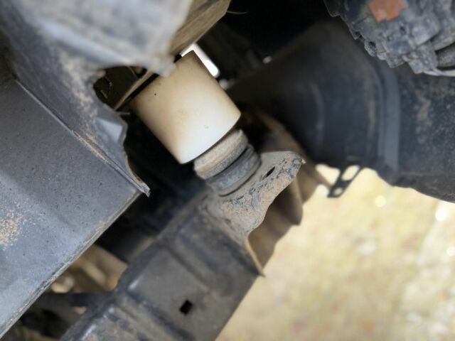 Чорний Ніссан Патфайндер, об'ємом двигуна 0 л та пробігом 170 тис. км за 4700 $, фото 20 на Automoto.ua