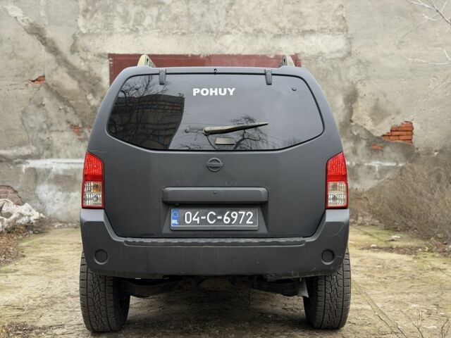 Чорний Ніссан Патфайндер, об'ємом двигуна 0 л та пробігом 170 тис. км за 4700 $, фото 4 на Automoto.ua