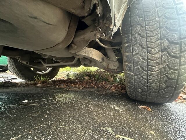 Черный Ниссан Патфайндер, объемом двигателя 2.5 л и пробегом 200 тыс. км за 4700 $, фото 6 на Automoto.ua