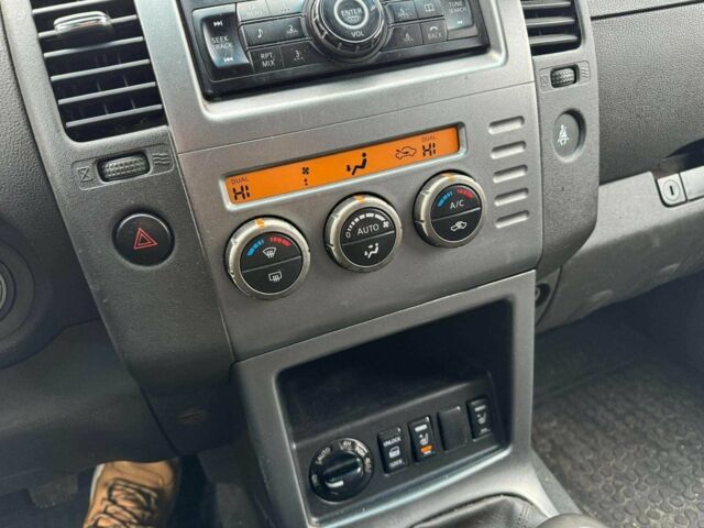 Черный Ниссан Патфайндер, объемом двигателя 2.5 л и пробегом 306 тыс. км за 4465 $, фото 13 на Automoto.ua