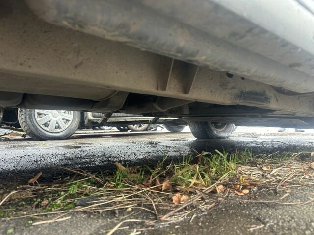 Черный Ниссан Патфайндер, объемом двигателя 2.5 л и пробегом 200 тыс. км за 4700 $, фото 1 на Automoto.ua