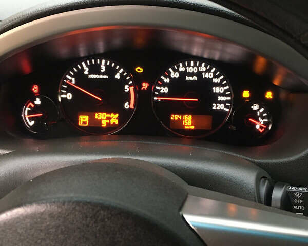 Черный Ниссан Патфайндер, объемом двигателя 2.5 л и пробегом 250 тыс. км за 11200 $, фото 5 на Automoto.ua