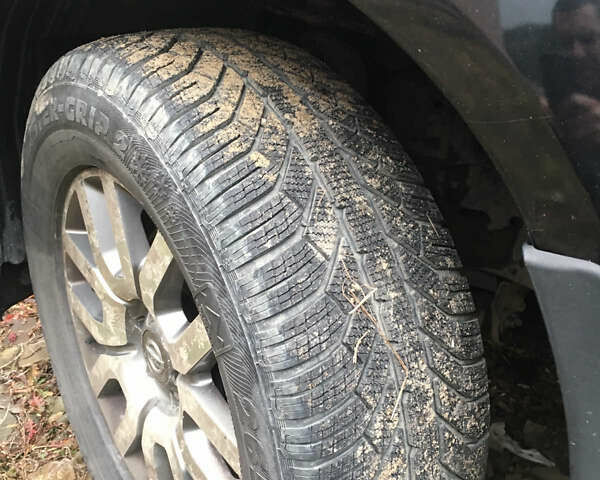 Черный Ниссан Патфайндер, объемом двигателя 2.5 л и пробегом 250 тыс. км за 11200 $, фото 4 на Automoto.ua