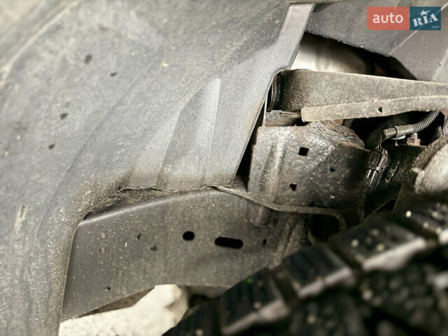 Черный Ниссан Патфайндер, объемом двигателя 3 л и пробегом 265 тыс. км за 18600 $, фото 51 на Automoto.ua