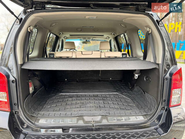 Черный Ниссан Патфайндер, объемом двигателя 2.5 л и пробегом 170 тыс. км за 14800 $, фото 20 на Automoto.ua