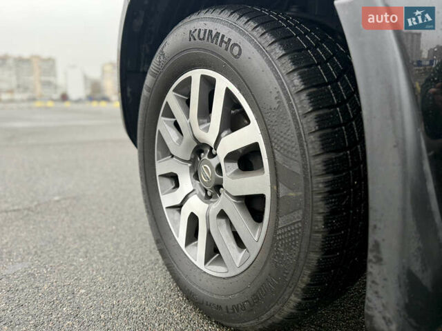 Черный Ниссан Патфайндер, объемом двигателя 3 л и пробегом 265 тыс. км за 18600 $, фото 49 на Automoto.ua