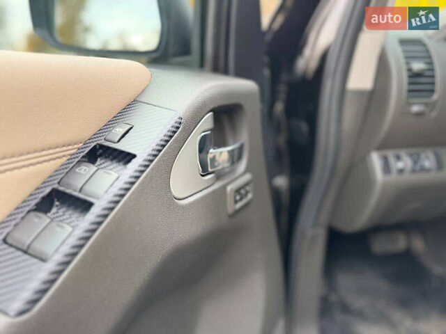 Черный Ниссан Патфайндер, объемом двигателя 2.5 л и пробегом 170 тыс. км за 14800 $, фото 10 на Automoto.ua