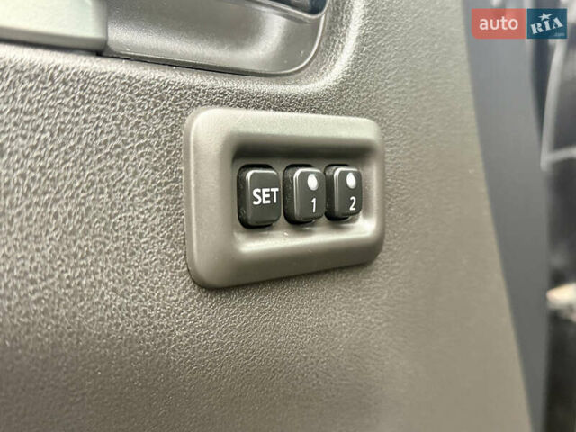 Черный Ниссан Патфайндер, объемом двигателя 3 л и пробегом 265 тыс. км за 18600 $, фото 17 на Automoto.ua