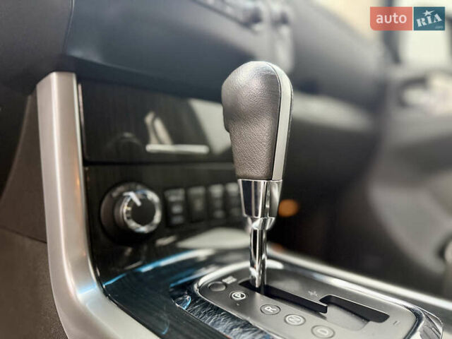 Черный Ниссан Патфайндер, объемом двигателя 3 л и пробегом 265 тыс. км за 18600 $, фото 30 на Automoto.ua