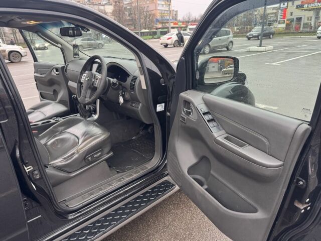 Черный Ниссан Патфайндер, объемом двигателя 2.5 л и пробегом 187 тыс. км за 4999 $, фото 8 на Automoto.ua