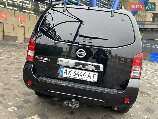 Черный Ниссан Патфайндер, объемом двигателя 2.5 л и пробегом 48 тыс. км за 18800 $, фото 21 на Automoto.ua