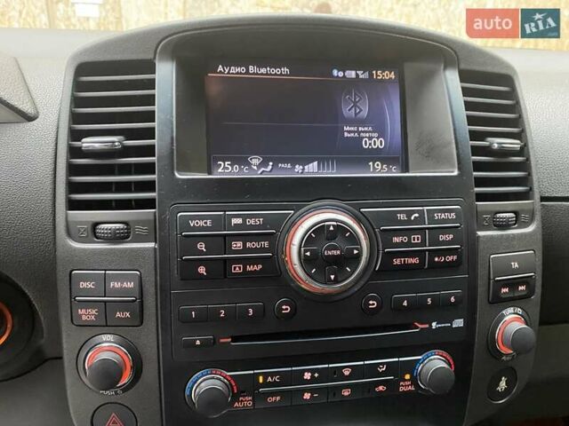 Чорний Ніссан Патфайндер, об'ємом двигуна 2.5 л та пробігом 310 тис. км за 20750 $, фото 8 на Automoto.ua
