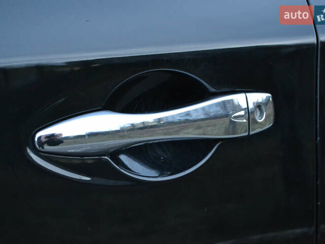 Черный Ниссан Патфайндер, объемом двигателя 3.5 л и пробегом 245 тыс. км за 12900 $, фото 12 на Automoto.ua