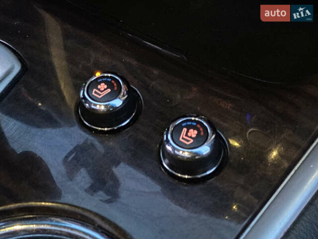 Черный Ниссан Патфайндер, объемом двигателя 3.5 л и пробегом 245 тыс. км за 12900 $, фото 23 на Automoto.ua