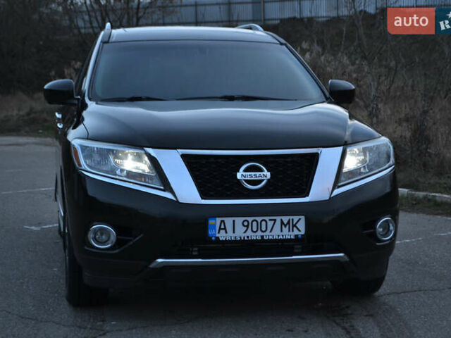 Черный Ниссан Патфайндер, объемом двигателя 3.5 л и пробегом 245 тыс. км за 12900 $, фото 10 на Automoto.ua