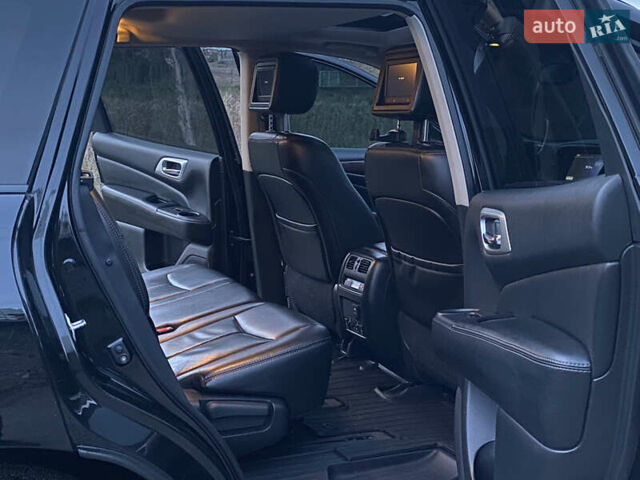Черный Ниссан Патфайндер, объемом двигателя 3.5 л и пробегом 245 тыс. км за 12900 $, фото 29 на Automoto.ua