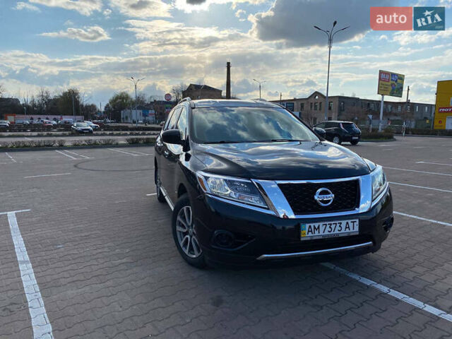 Чорний Ніссан Патфайндер, об'ємом двигуна 3.5 л та пробігом 151 тис. км за 10800 $, фото 9 на Automoto.ua