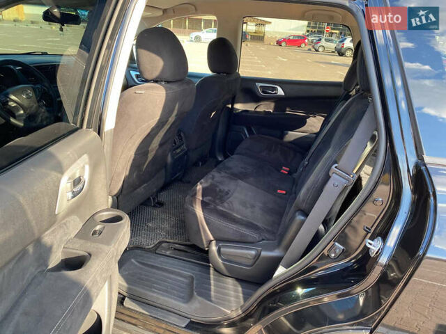 Чорний Ніссан Патфайндер, об'ємом двигуна 3.5 л та пробігом 151 тис. км за 10800 $, фото 7 на Automoto.ua