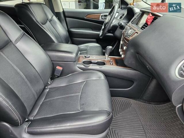 Черный Ниссан Патфайндер, объемом двигателя 3.5 л и пробегом 159 тыс. км за 16200 $, фото 19 на Automoto.ua