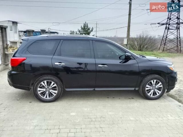 Черный Ниссан Патфайндер, объемом двигателя 3.5 л и пробегом 186 тыс. км за 14700 $, фото 12 на Automoto.ua