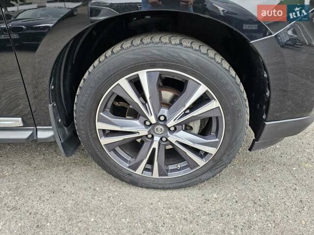 Черный Ниссан Патфайндер, объемом двигателя 3.5 л и пробегом 159 тыс. км за 16200 $, фото 13 на Automoto.ua