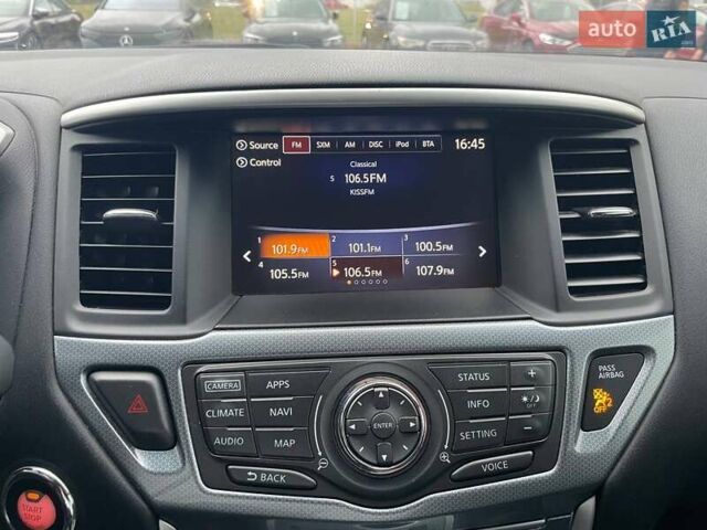 Чорний Ніссан Патфайндер, об'ємом двигуна 3.5 л та пробігом 195 тис. км за 12990 $, фото 22 на Automoto.ua