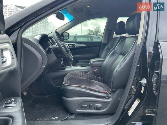 Чорний Ніссан Патфайндер, об'ємом двигуна 3.5 л та пробігом 195 тис. км за 12990 $, фото 8 на Automoto.ua