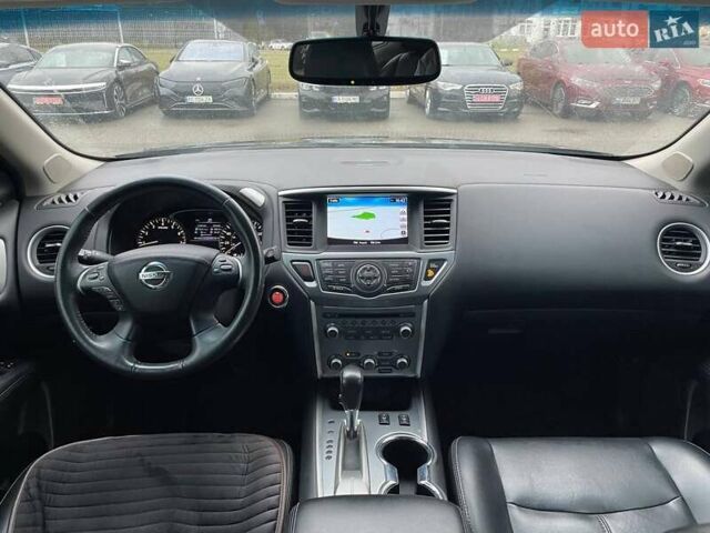 Чорний Ніссан Патфайндер, об'ємом двигуна 3.5 л та пробігом 195 тис. км за 12990 $, фото 14 на Automoto.ua