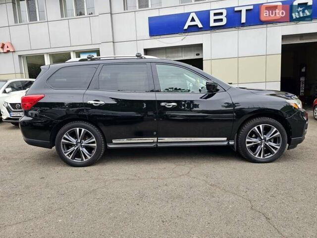 Черный Ниссан Патфайндер, объемом двигателя 3.5 л и пробегом 159 тыс. км за 16200 $, фото 7 на Automoto.ua