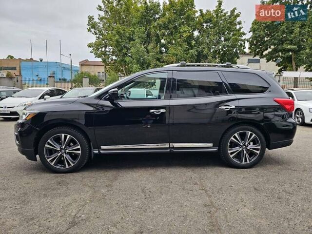 Черный Ниссан Патфайндер, объемом двигателя 3.5 л и пробегом 159 тыс. км за 16200 $, фото 6 на Automoto.ua