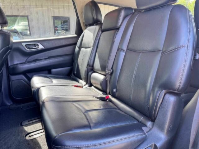 Чорний Ніссан Патфайндер, об'ємом двигуна 3.5 л та пробігом 68 тис. км за 17500 $, фото 11 на Automoto.ua